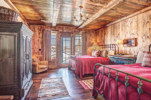 Devil's Thumb Ranch Resort | Luxury Lodging