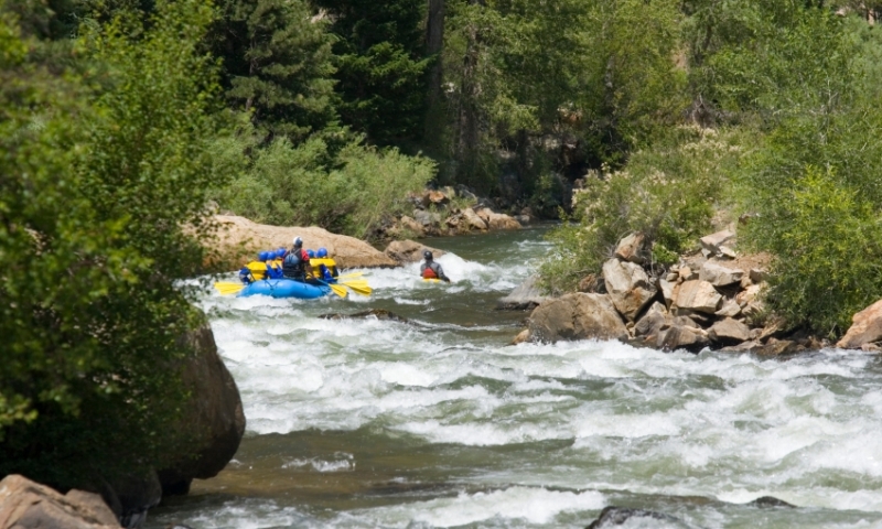 Raftng Clear Creek